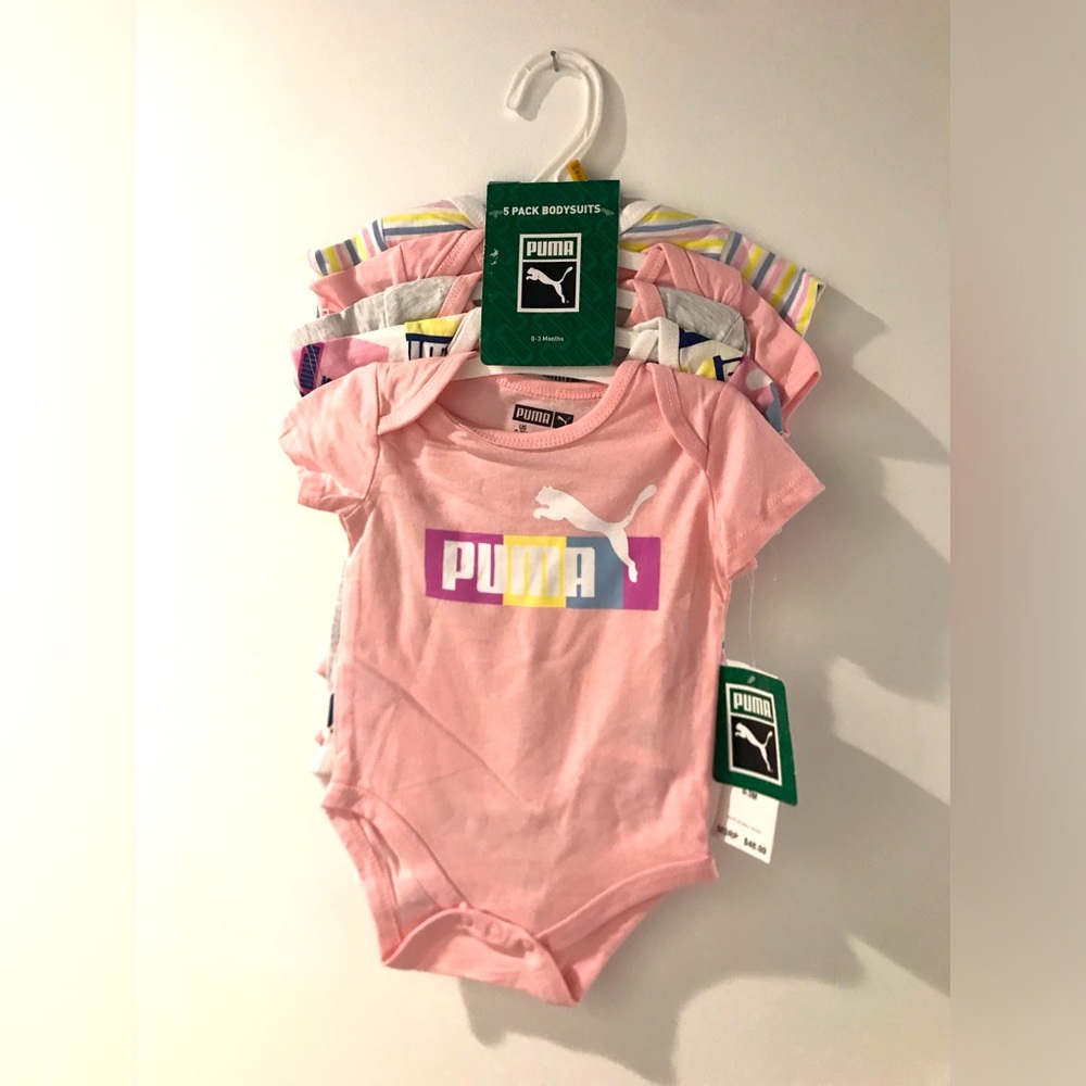 5pack Puma onesies